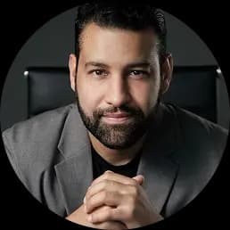 Dr. Thiago Bertolotto